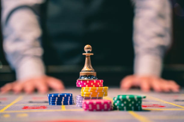 Live-dealer studio broadcast on super333 showing game table and multiple camera angles